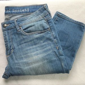 AOS KAREN CROP IN CAPE